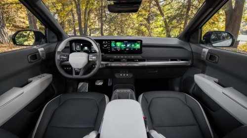 Kia’s new EV3 promises 320 miles of range in a smaller, cheaper electric SUV