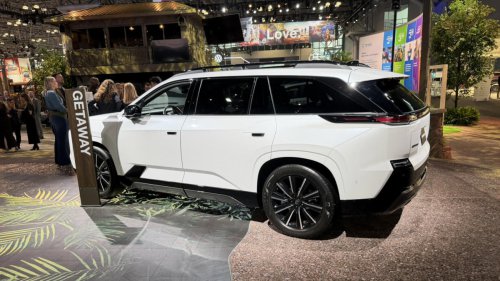 Three-row 2027 Subaru Getaway revealed with more power than the Toyota Highlander it copies