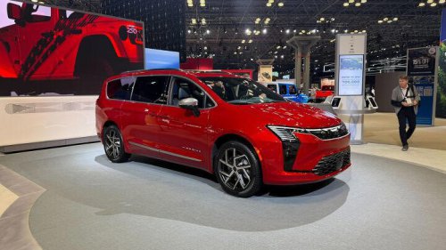 2027 Chrysler Pacifica makes debut at New York International Auto Show