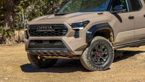 I Drove The 2025 Nissan Frontier Pro4X Off-Road: Here's How It Did