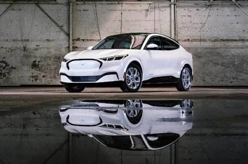 Nombres clásicos de automóviles reinventados para los nuevos coches eléctricos