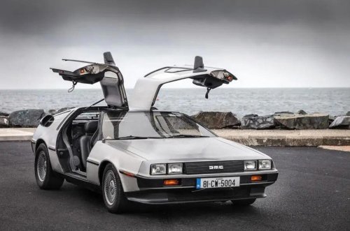 Nombres clásicos de automóviles reinventados para los nuevos coches eléctricos