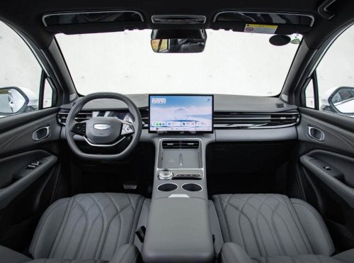 Geely, Geely lanza el eléctrico con extensor de autonomía total: 375 km de autonomía eléctrica, carga ultrarrápida y desde 15.000 euros