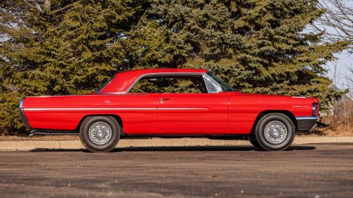 Pontiac's secret factory drag weapon that existed before the GTO and broke every rule