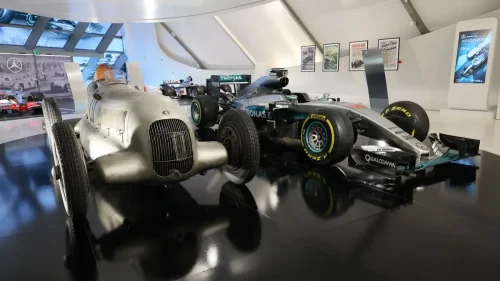 Las míticas Flechas de Plata de Mercedes llegan a Zaragoza