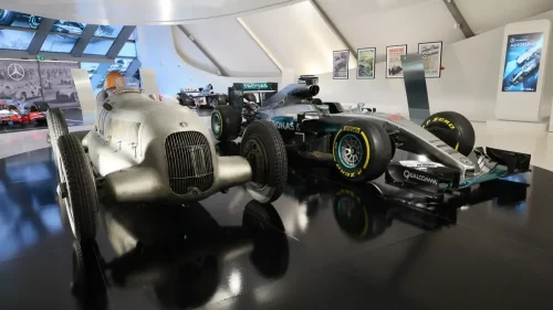 Las míticas Flechas de Plata de Mercedes llegan a Zaragoza