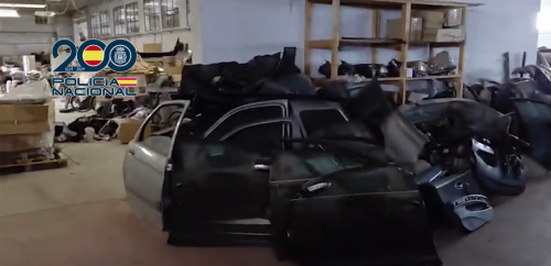 La Policía encuentra cientos de piezas de coches en una nave industrial de Toledo