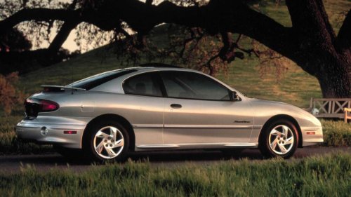 Pontiac, Pontiac Sunfire coupe: Dependable and affordable used car option