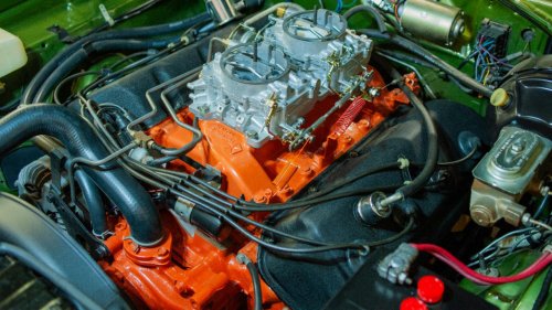 8 iconic muscle car engines every enthusiast should know