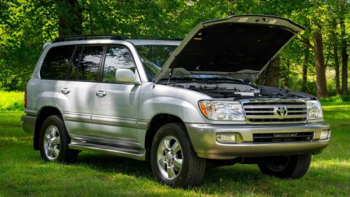 The Japanese SUV from the 2000s that you buy and keep for life