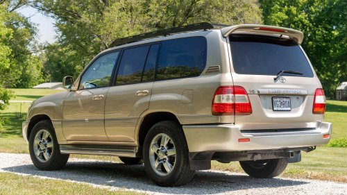 The Japanese SUV from the 2000s that you buy and keep for life