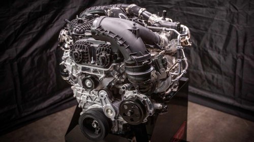 The inner workings of the Hurricane inline-six