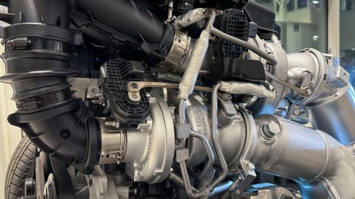 The inner workings of the Hurricane inline-six