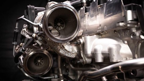 The inner workings of the Hurricane inline-six