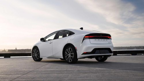 Toyota Prius vs. Toyota Corolla hybrid