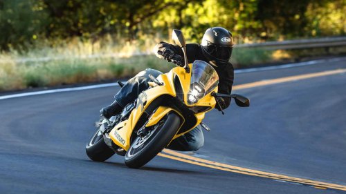 The middleweight sports bike with Honda-level reliability and Yamaha performance