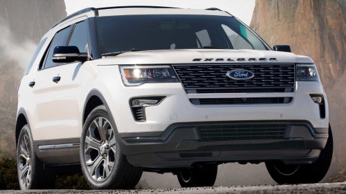 Ford's Explorer Sport is the best of both worlds with three rows and two turbos
