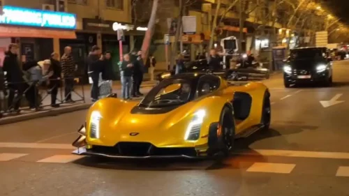 Cazan el impresionante hiperdeportivo Czinger 21C en Madrid: 1.350 CV, 0 a 100 km/h de 1,9" y una punta de más de 400 km/h