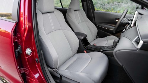 Toyota, Toyota Corolla, Toyota Prius vs. Toyota Corolla hybrid
