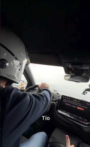 ¿Qué hacen Jordi Gené, Saúl Craviotto y TheGrefg juntos en el Circuito del Jarama?