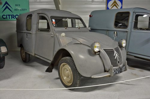 The man who owns 120 Citroëns