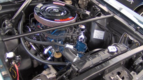 8 iconic muscle car engines every enthusiast should know