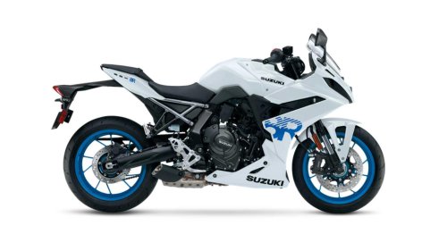 The middleweight sports bike with Honda-level reliability and Yamaha performance