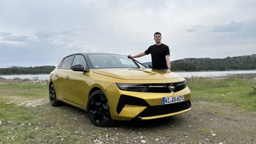 He probado el nuevo Opel Astra 2026: "La actualización le ha sentado bien, ya que cambia casi todo lo necesario"