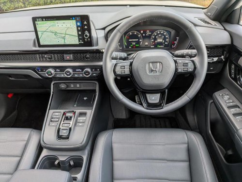 ホンダ「CR-V」の販売が4,000台に迫る勢い!どんな人が買っている?