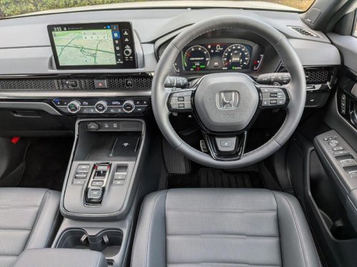 ホンダ「CR-V」の販売が4,000台に迫る勢い!どんな人が買っている?