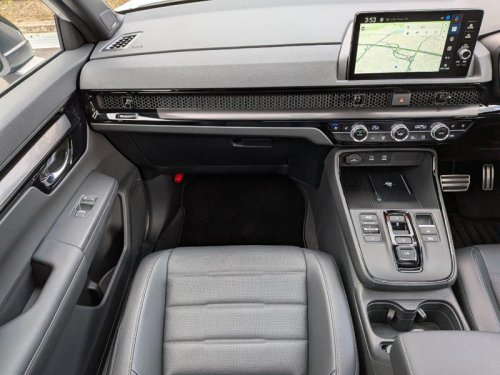 ホンダ「CR-V」の販売が4,000台に迫る勢い!どんな人が買っている?