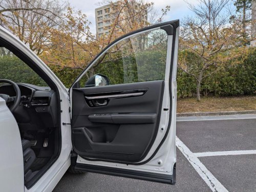 ホンダ「CR-V」の販売が4,000台に迫る勢い!どんな人が買っている?