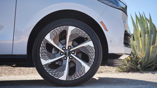 The luxury hybrid SUV that perfectly balances performance and low running costs