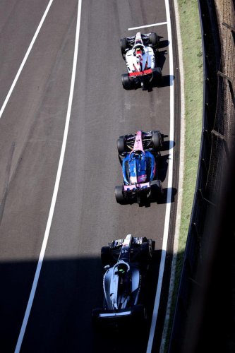 Mario Andretti habla sobre los pilotos de Cadillac, Sergio Pérez y Valtteri Bottas: “Están oxidados”