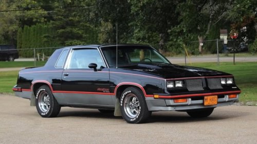 What is a GM G-body? (And 5 iconic muscle cars that used it)