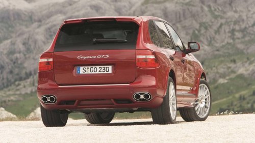 Porsche, Porsche Cayenne, A manual-equipped Porsche Cayenne is the gearhead's perfect one-car solution