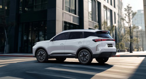 Ofensiva de Ebro: el S700 HEV llega para disputar el liderazgo en los SUV híbridos