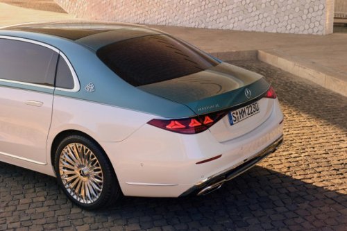 Mercedes, Maybach, 2027 Mercedes-Maybach S-Class sticks with the V12 and looks even flashier