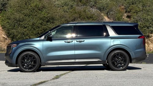 Kia's 2026 Carnival hybrid will change your mind on minivans