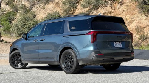 Kia's 2026 Carnival hybrid will change your mind on minivans
