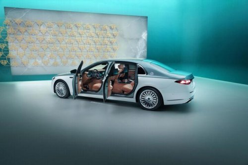 2027 Mercedes-Maybach S-Class keeps the V12 alive