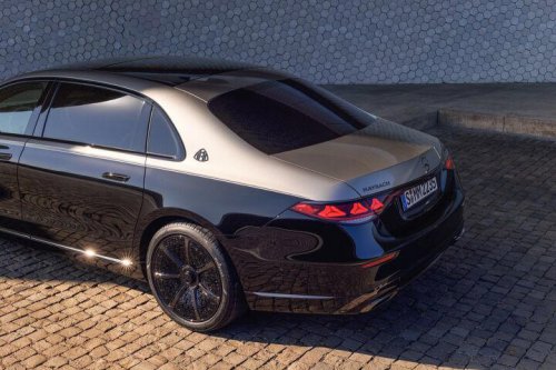 2027 Mercedes-Maybach S-Class keeps the V12 alive