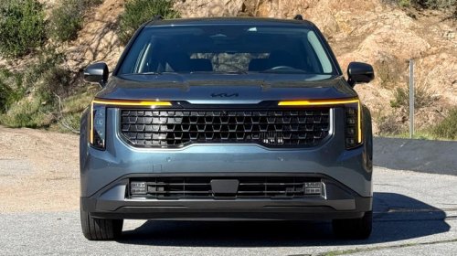 Kia's 2026 Carnival hybrid will change your mind on minivans