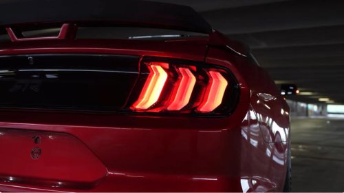 Why you should still use your blinker even in dedicated turn lanes