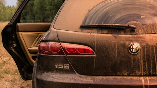 20 annoying things people hate about their cars