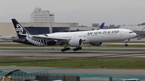 United Airlines will give you a lie-flat bed — if you buy three economy seats