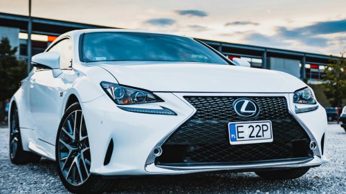 20 annoying things people hate about their cars