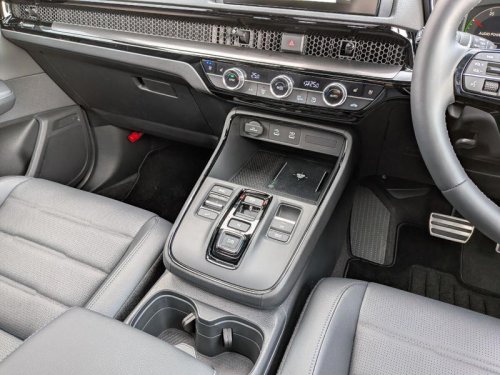 ホンダ「CR-V」の販売が4,000台に迫る勢い!どんな人が買っている?