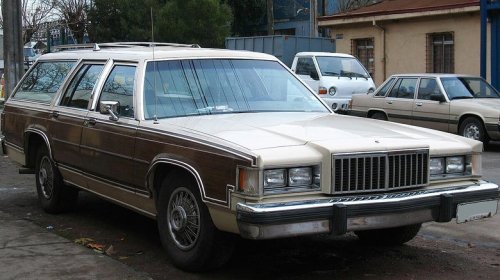 10 of the most iconic cars from Stranger Things