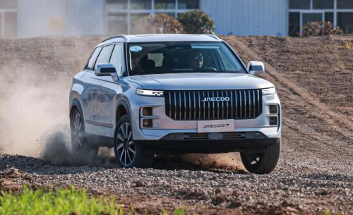 El secreto de los coches chinos: ¿por qué en España MG, BYD u Omoda cuestan hasta 13.000 euros más que en su país?